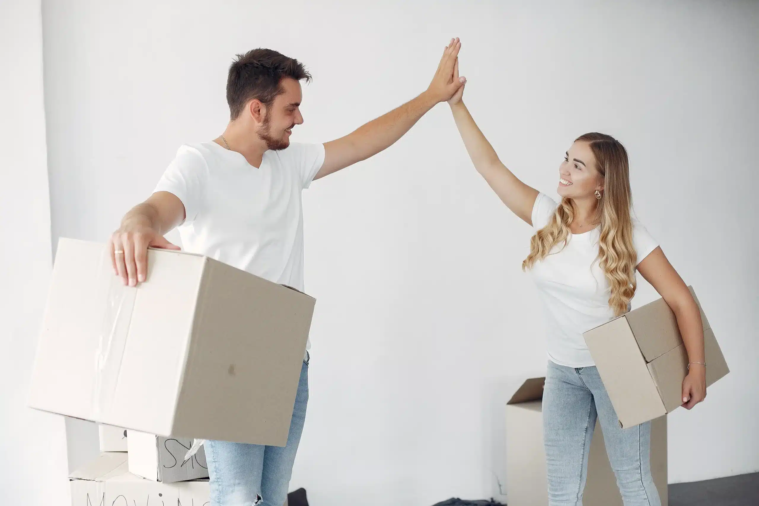 Get golden visa in spain. Legal advice to get golden visa and residency in Spain. Golden Visa Malaga. Get Golden visa for your family in Malaga.