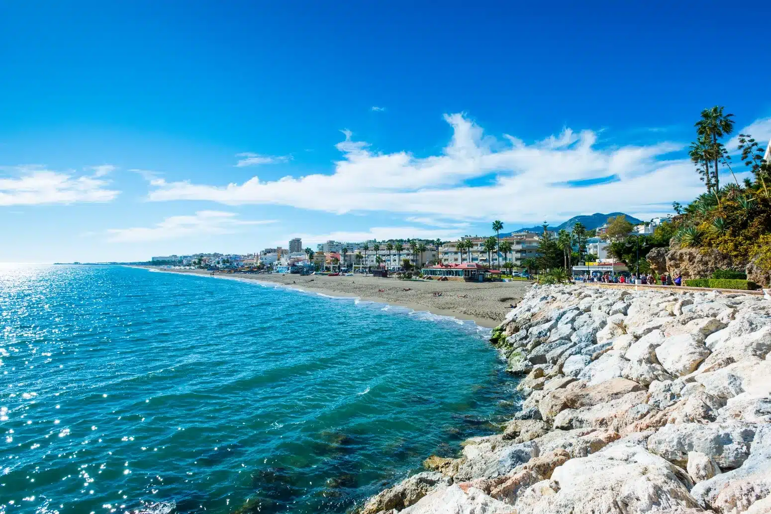 Discover the diverse opportunities and seaside allure that Torremolinos offers within the dynamic Malaga property market. Whether you're a seasoned investor or a first-time buyer, our insightful advice will guide you through the intricacies of buying property in Spain. Immerse yourself in the coastal charm of Torremolinos, where modern amenities meet the beauty of the Mediterranean. Make well-informed decisions to secure your ideal property and embark on a lifestyle that blends the best of urban convenience with seaside serenity in this sought-after destination on the Costa del Sol.