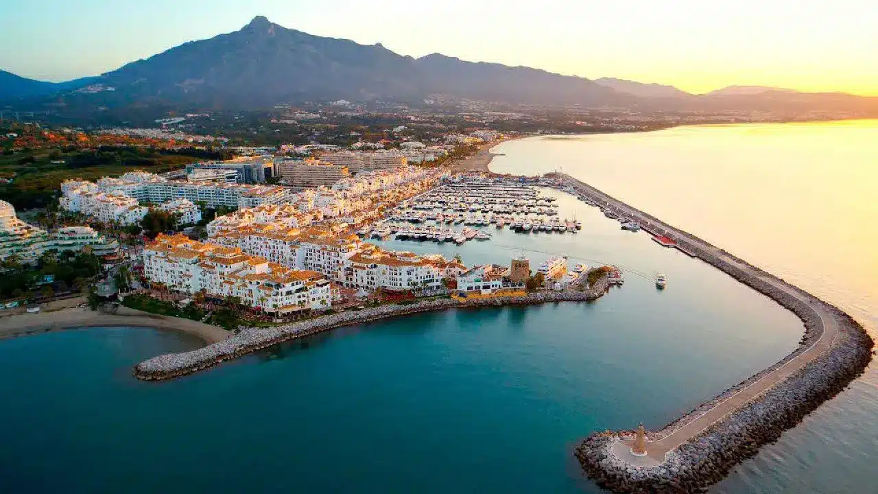 Views of Puerto Banus in Marbella, Spain. Discover Marbella area.