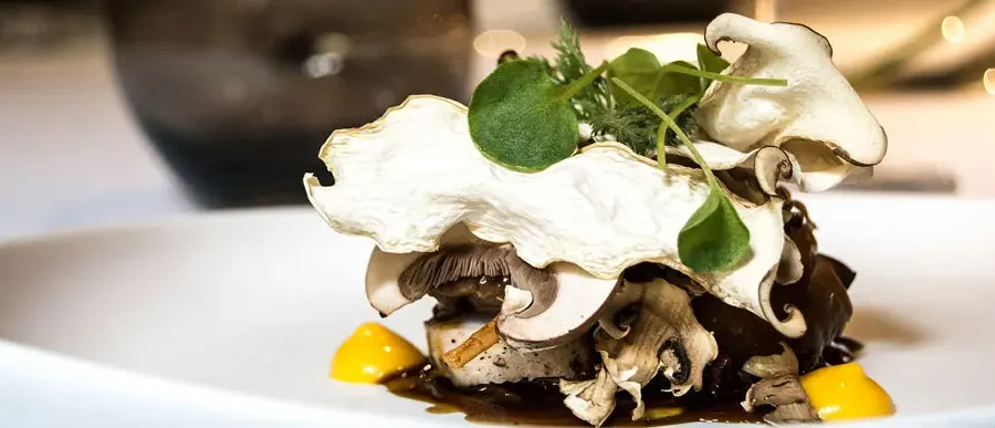 Discover the Michelin star restaurants in Malaga, combining traditional and modern cuisine with local products.