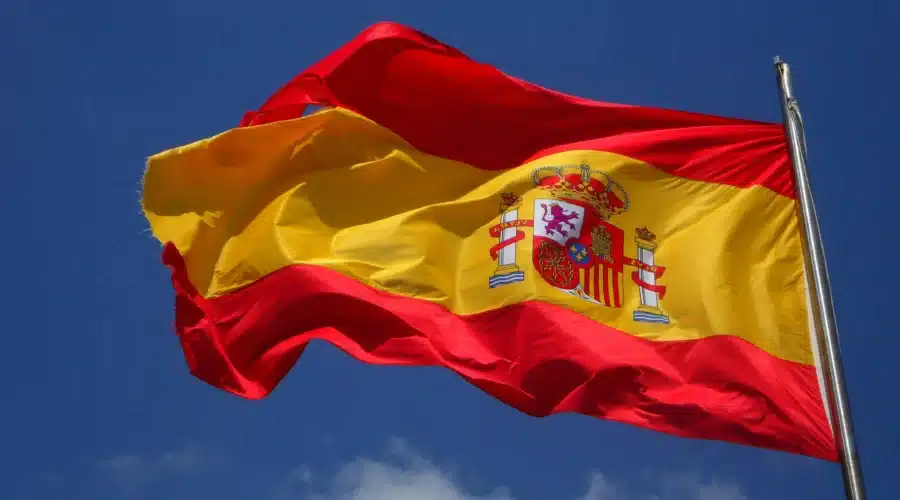 mistakes when you move to spain, spain flag, spain homes