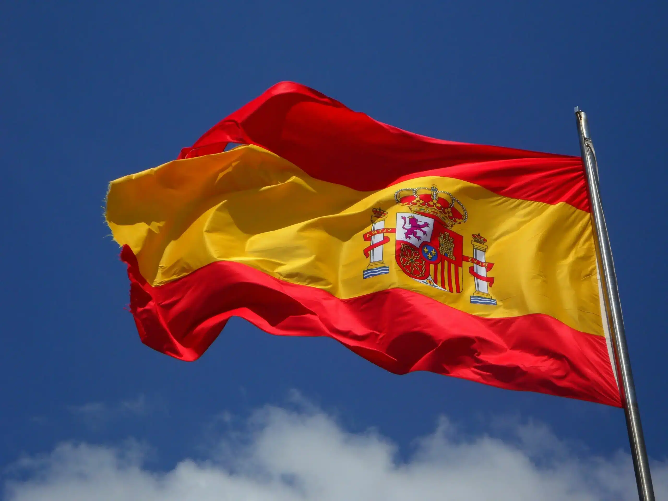 mistakes when you move to spain, spain flag, spain homes