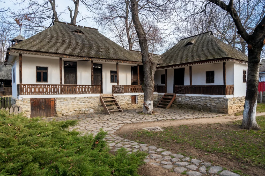 RESTAURATE RURAL HOUSE IN SPAIN LAW