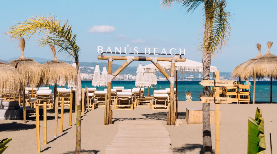 puerto banus beach